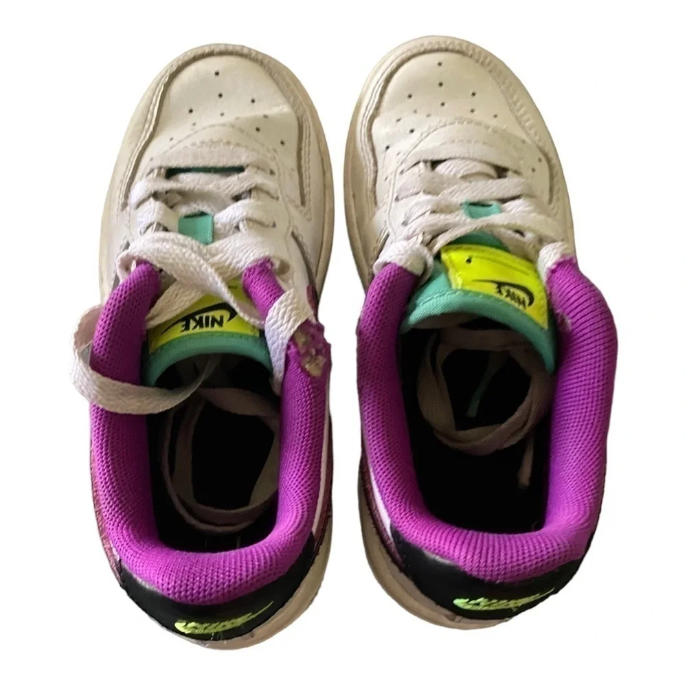 NIKE & STEVE MADDEN-TWO PAIRS OF GIRLS SHOES-SIZE 11